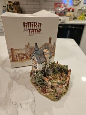 Lilliput Lane Secret Garden 1989 Retired Rare Village Cottage Display Ceramic